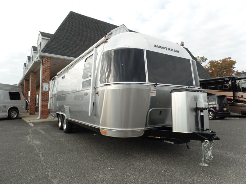 Globetrotter at Colonial Airstream