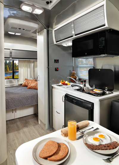 2013 Airstream Sport 16J - Lightweight