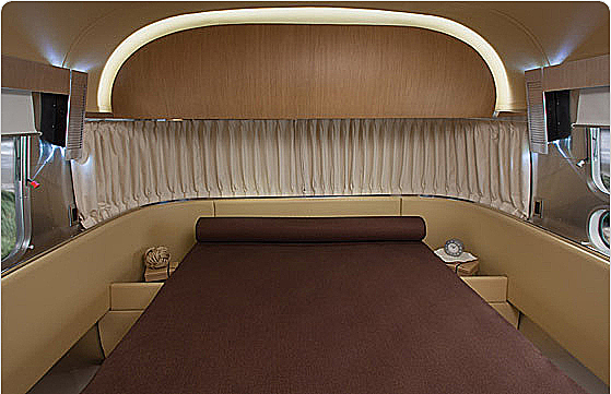 2014 Airstream Land Yacht