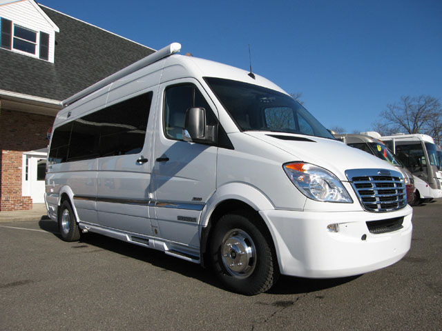 Interstate 3500 at Colonial Airstream