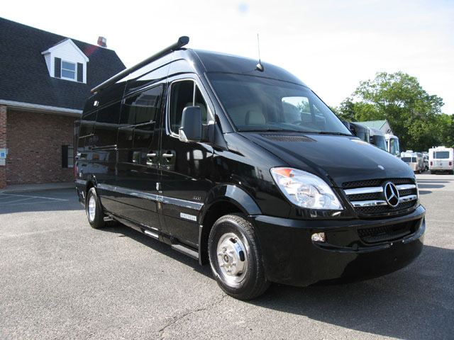 Interstate 3500 at Colonial Airstream