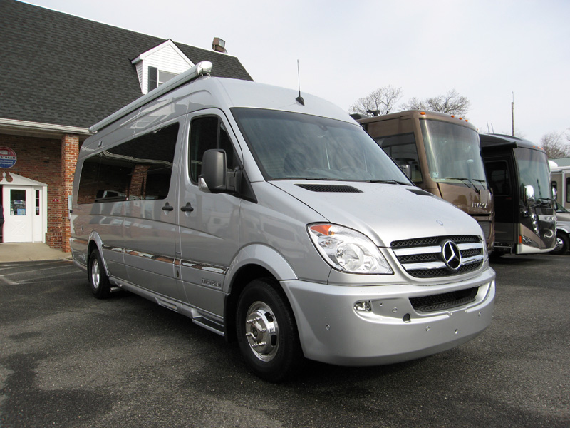 Interstate 3500 at Colonial Airstream
