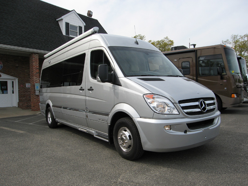 Interstate 3500 at Colonial Airstream