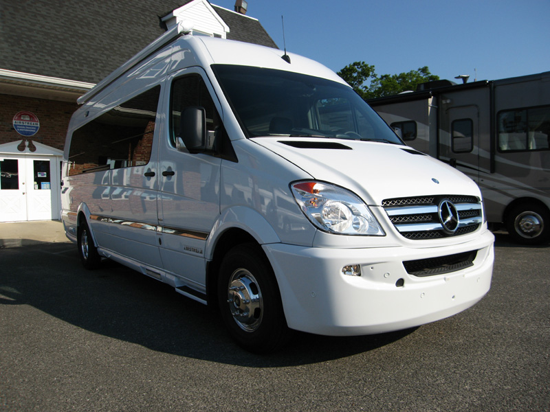 Interstate 3500 at Colonial Airstream