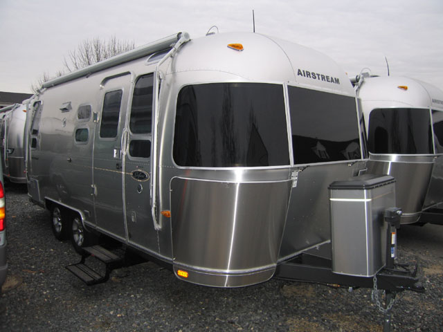 8240 Medium