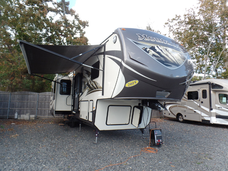 Colonial Airstream