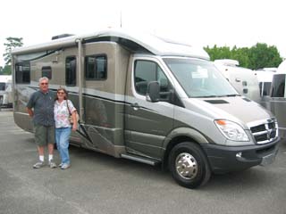 Winnebago Navion iQ 24DL