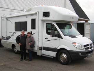Winnebago Itasca Navion 24H