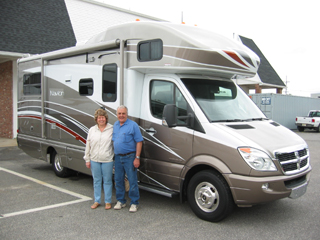 Winnebago Itasca Navion 24J