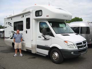 Winnebago Itasca Navion 24K