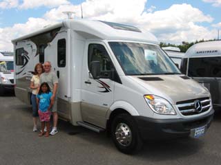 Itasca Navion 24J By Winnebago