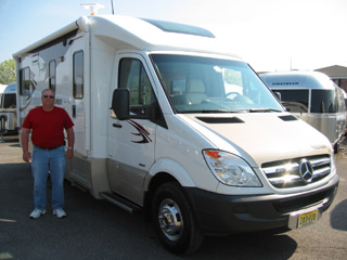 Itasca Navion iQ 24G By Winnebago
